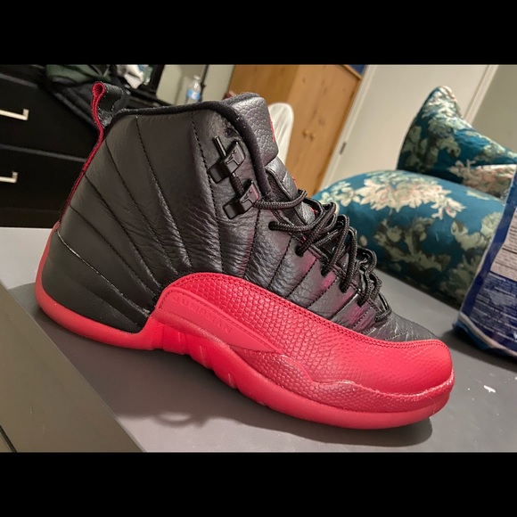 jordan 12 flu games - Picture 2 of 8